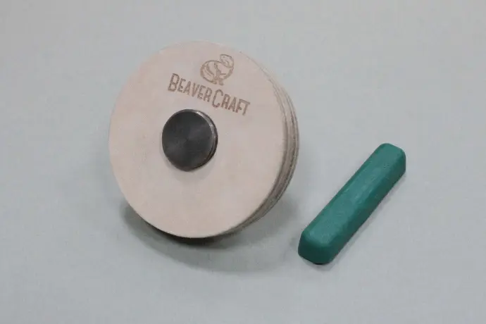 BOIS PAR BEAVERCRAFT / ROUE DE POLISSAGE AVEC AXE ET COMPOUND