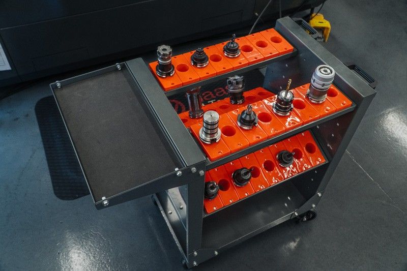 CHARIOT DESSERTE OUTILS CONE ISO 40 * 32 EMPLACEMENTS