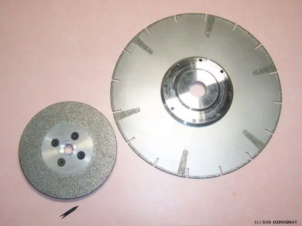 DISQUE COUPE ET PONCE D125mm + FLASQUE 14/200