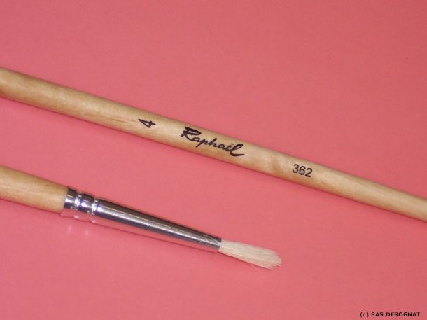 PINCEAU ROND SOIE BLANCHE RAPHAEL REF 362