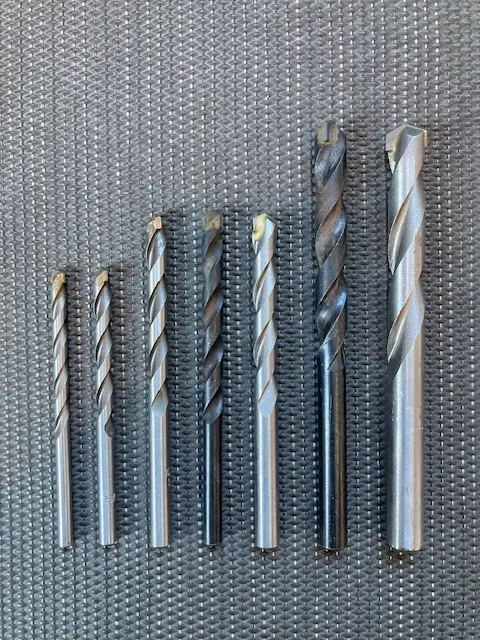 DESTOCKAGE / MECHE CARBURE D9