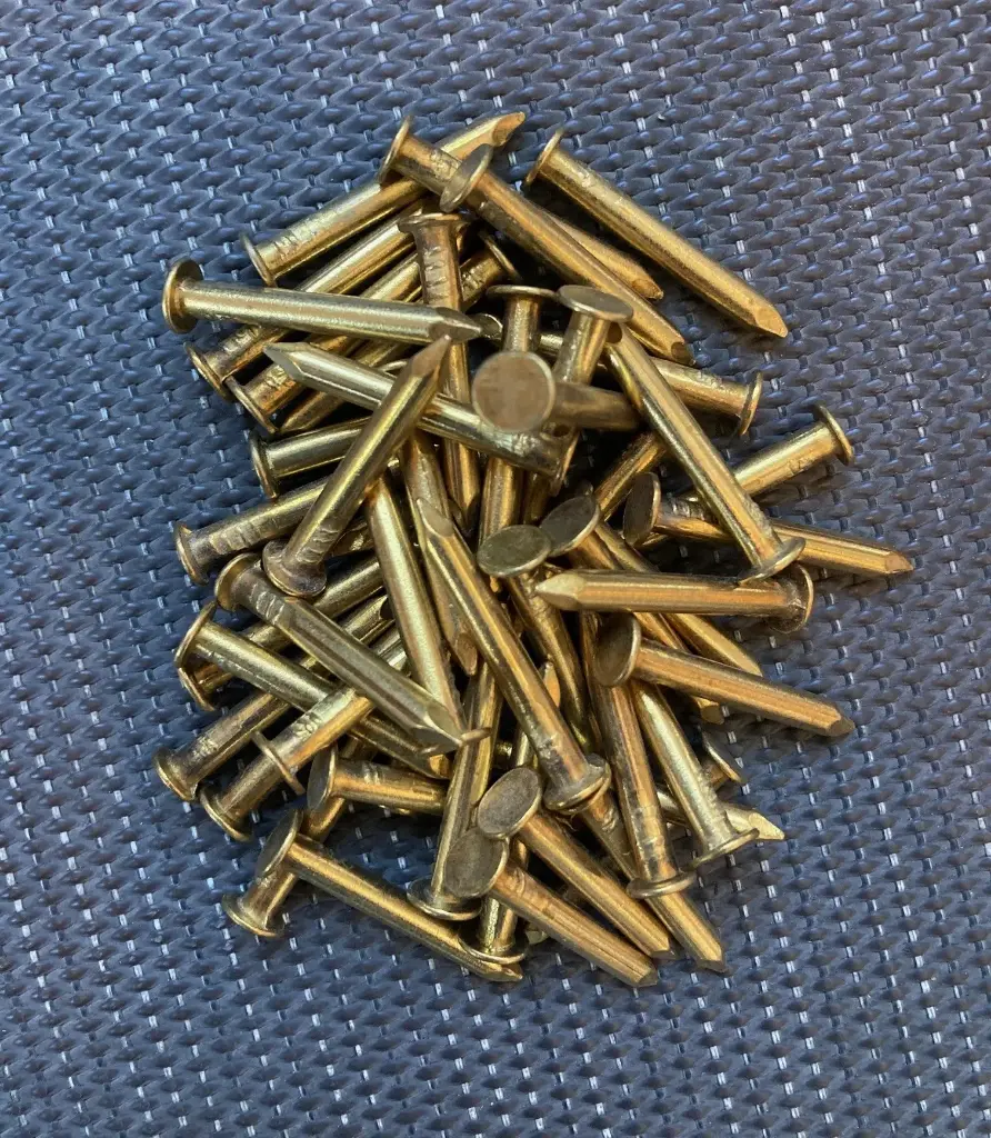 DESTOCKAGE / POINTE LAITON TETE PLATE  * LOT DE 100