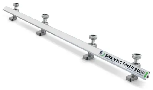 [6101SHSE17] BARRE DE RENFORT FIXATION A VIS PLANS EVIDES LONGUEUR 1800 mm