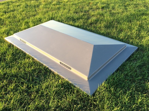 [COUCAV] COUVRE CAVEAU GRIS 2,40 M X 1,40 M AVEC RENFORT ANGLES ET AERATION