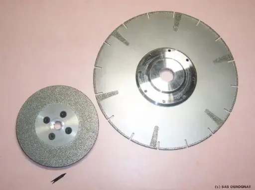 [DISQ125CP] DISQUE COUPE ET PONCE D125mm + FLASQUE 14/200