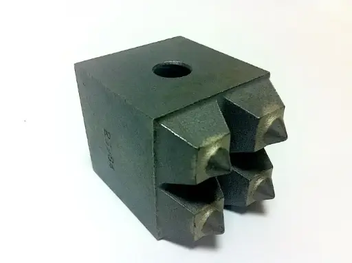 [6477] GUILLET / BOUCHARDE CARBURE CONE G CARRE 40 LAYE 4 1E