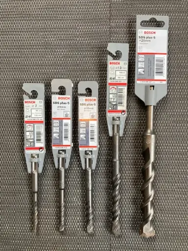 [DESTOCK003] DESTOCKAGE / FORET BOSCH CARBURE D10 L165 SDS