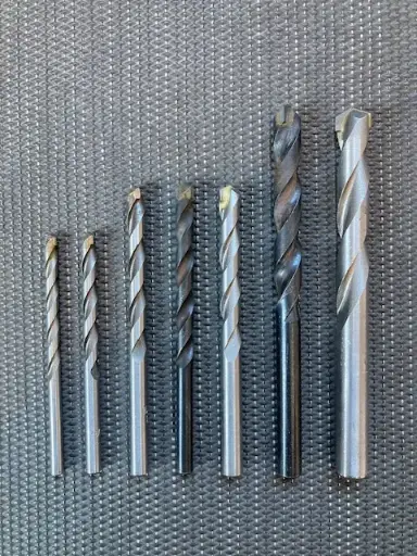 [DESTOCK022] DESTOCKAGE / MECHE CARBURE D18